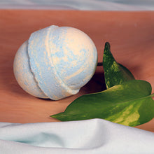 Load image into Gallery viewer, Pandora Moon Vegan and Hemp Oil Bath Bomb